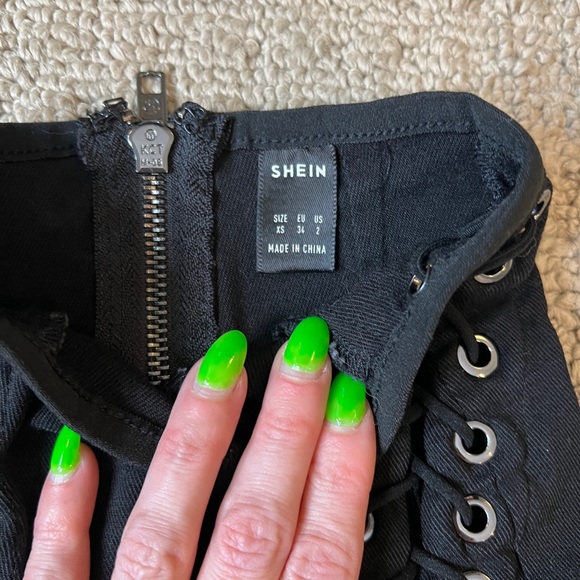 High Waisted Lace Up Black Shorts - Size XS - Picture 6 of 7